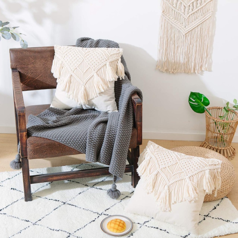 NIP | Cream Macrame Throw Pillow Covers W/ Tassels Set of 2 - Picture 4 of 14